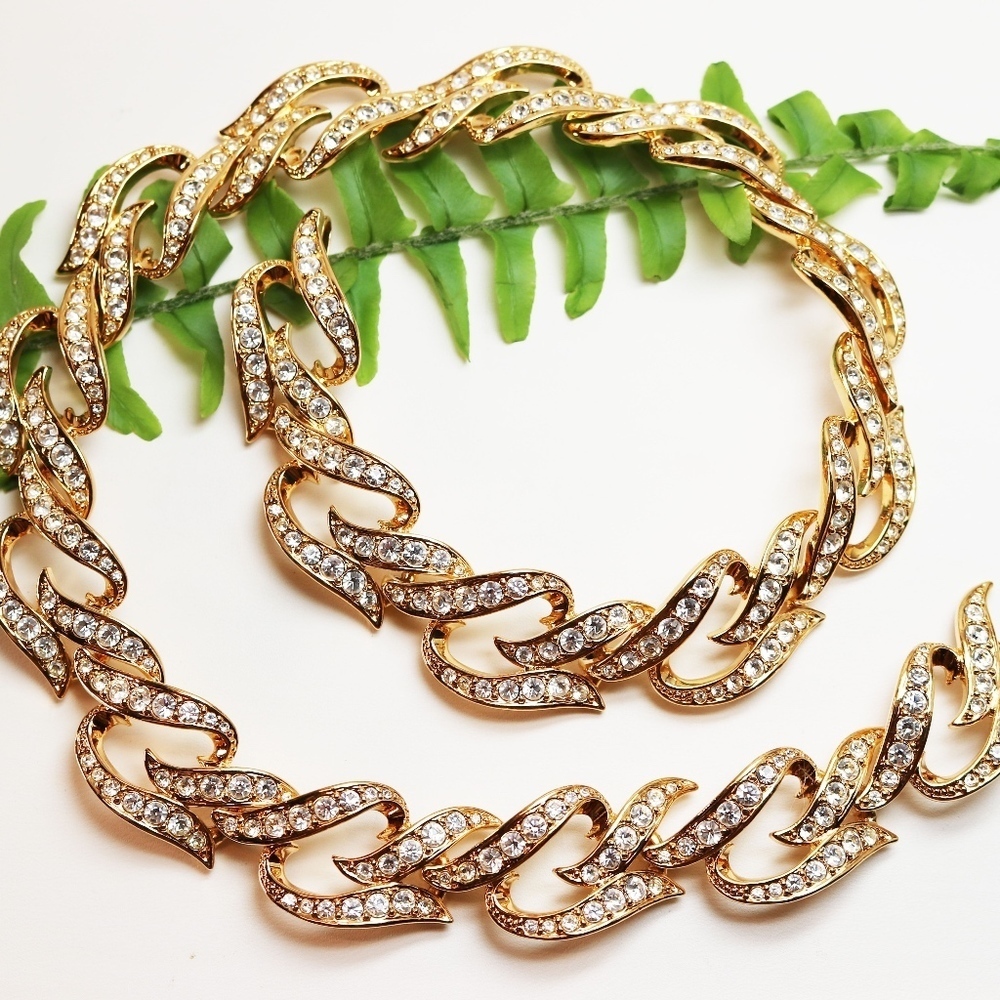Elizabeth Taylor's Eternal Flame Jewelry Set ~ Earrings and Matching Necklace - Picture 4 of 8